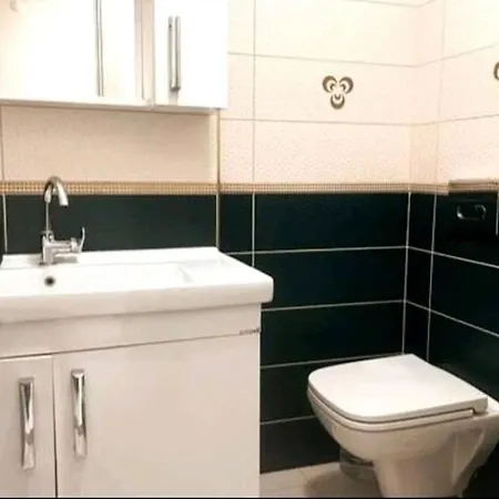 Zeytinburnu Merkez 2+1 *